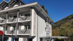 Отель Hotel Tiroler Adler  Кадипьетра